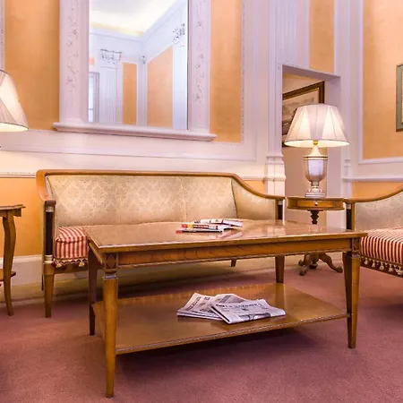 La Fortezza Otel Floransa