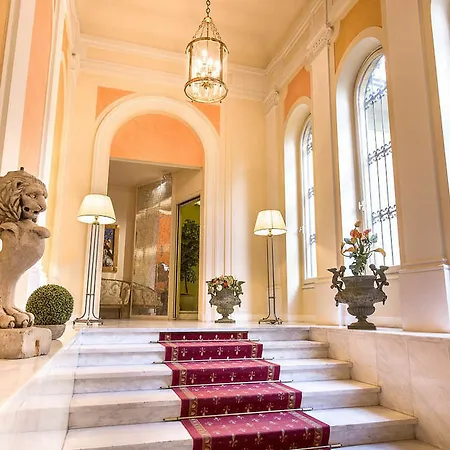 Отель La Fortezza